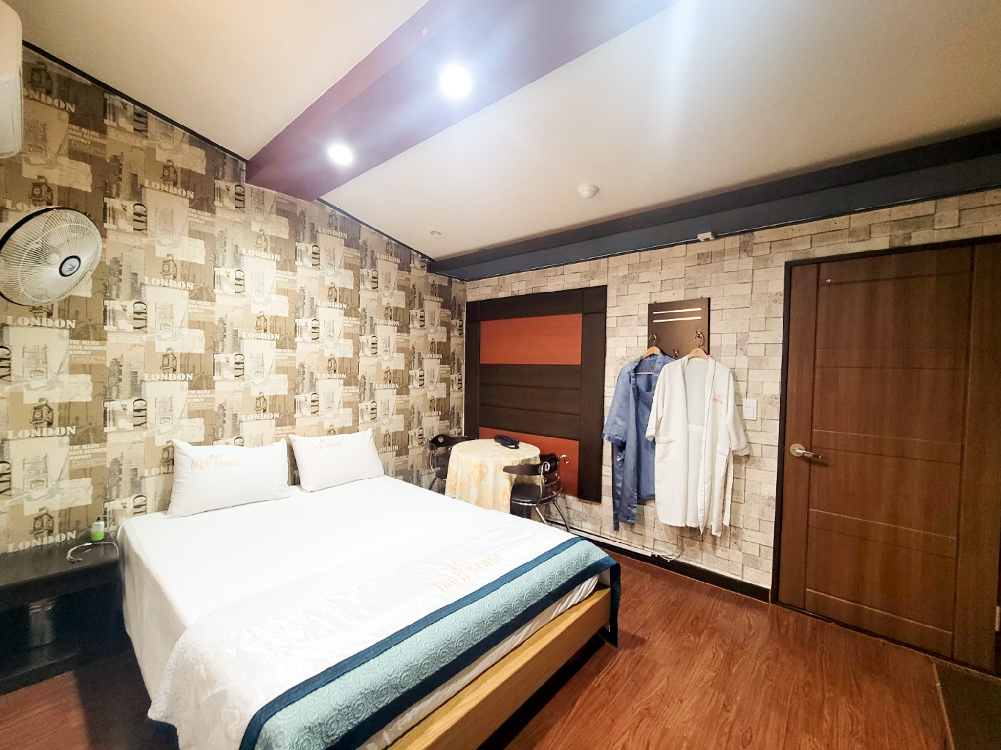 호텔 대표 사진