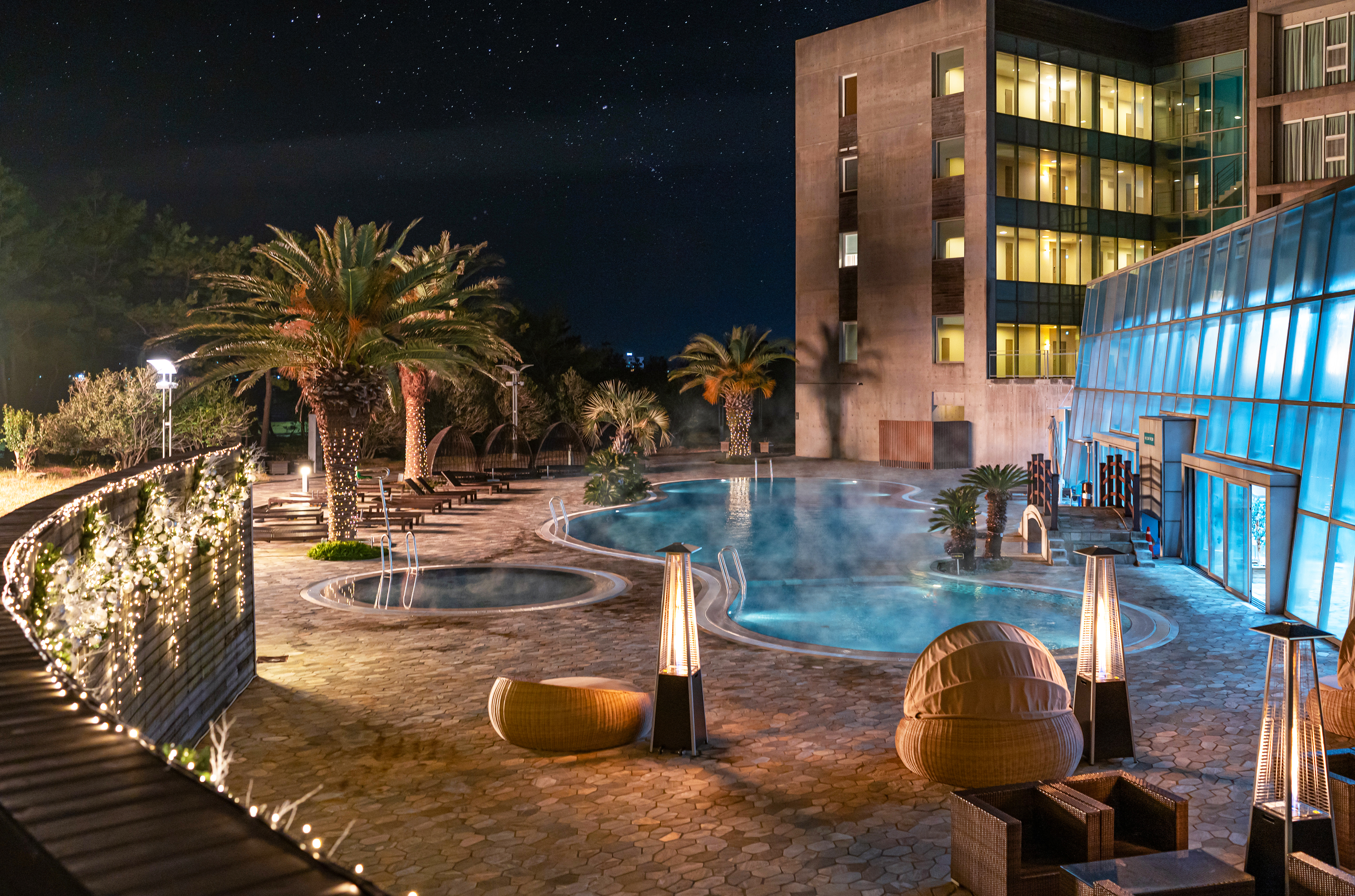 호텔 대표 사진